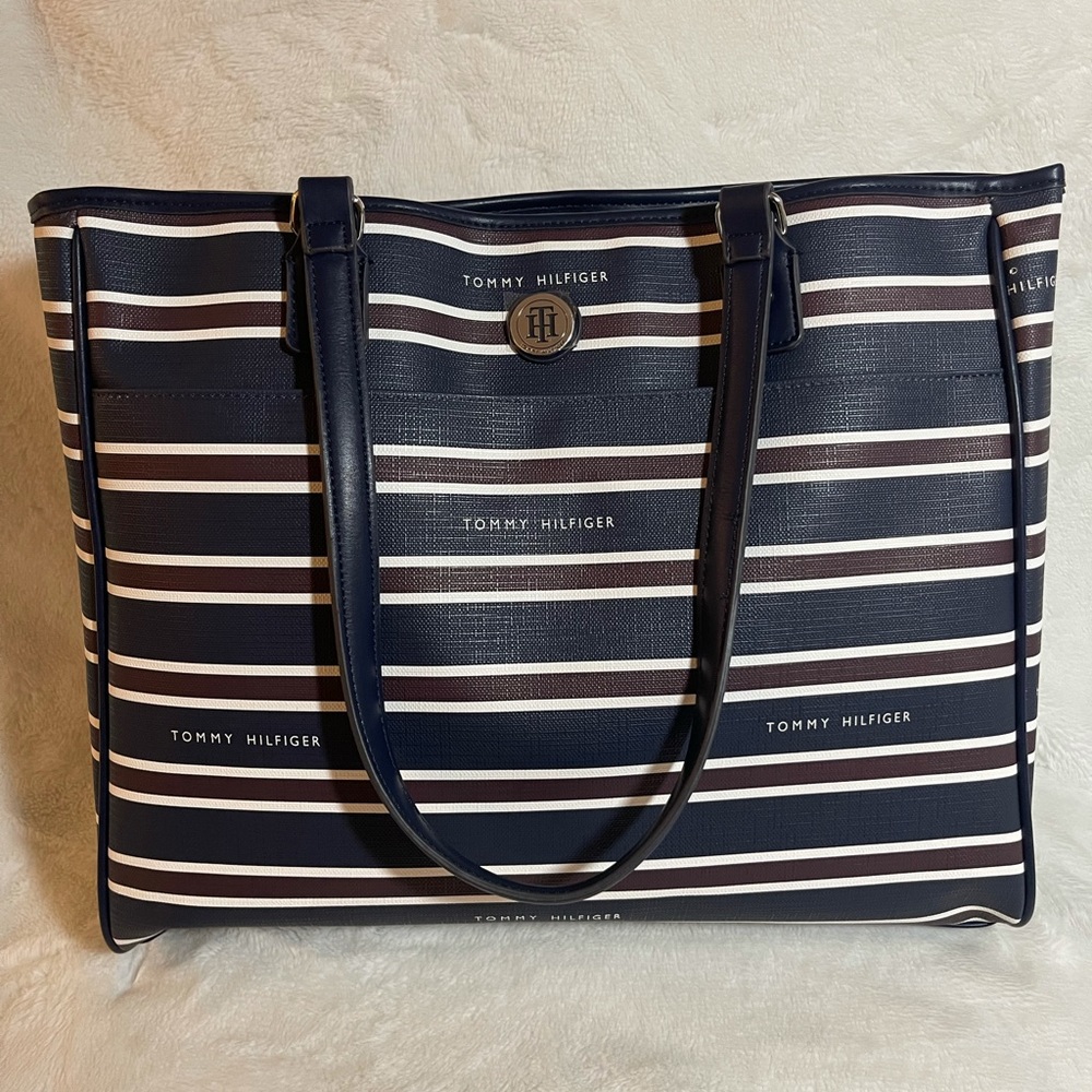 Tommy Hilfiger Tote